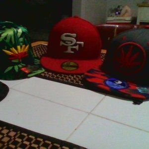 selling my designed caps